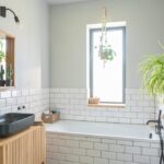 Bathroom remodeling in Tarzana